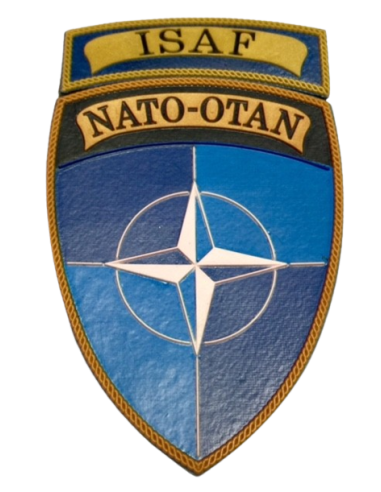 Parche de misiones ISAF / OTAN en Afghanistan, fabricado en plástico inyectado y velcro incluido.